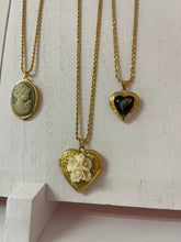 Load image into Gallery viewer, Evergarden necklaces