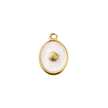 Load image into Gallery viewer, Pearly Gold Clam Medallion