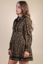 Load image into Gallery viewer, Floral Printed Lace Trim Collared Mini Dress
