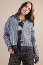 Load image into Gallery viewer, Front Tie Two Tone Knit Cardigan
