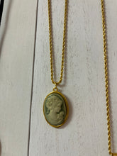 Load image into Gallery viewer, Evergarden necklaces
