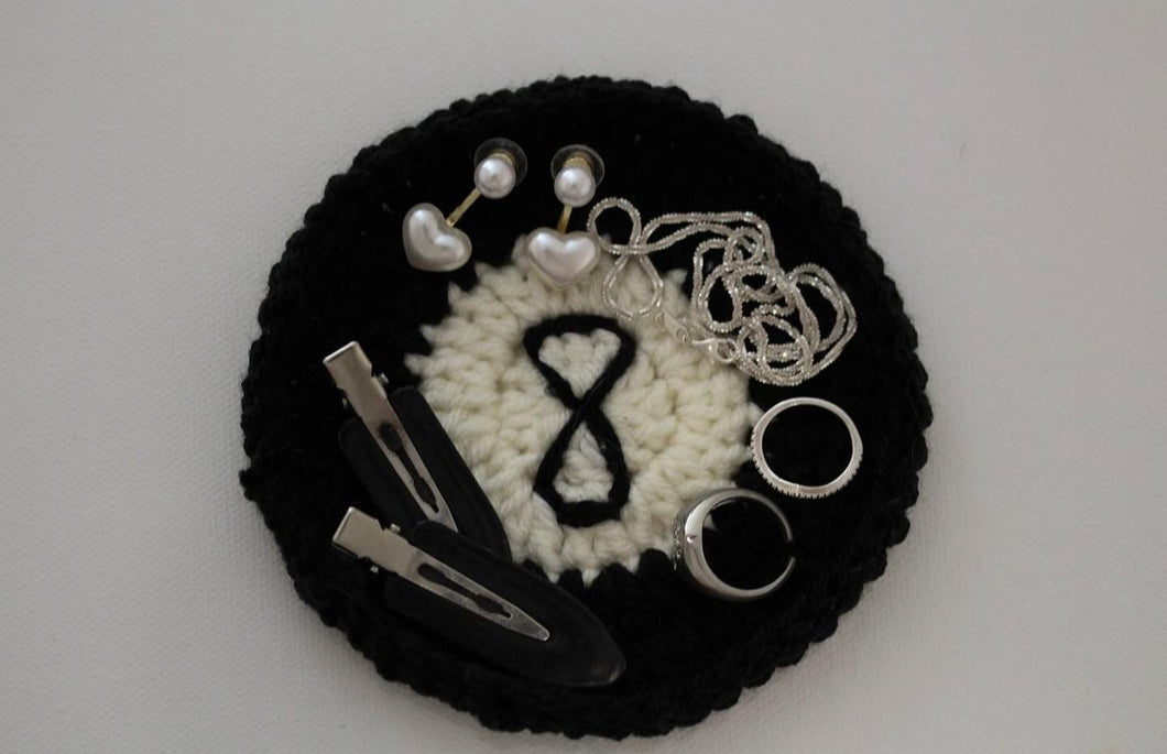 Crochet trinket dish