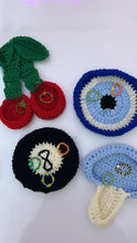 Load image into Gallery viewer, Crochet trinket dish
