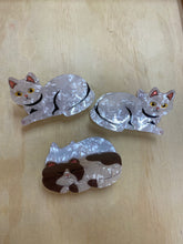 Load image into Gallery viewer, Kitty kitty hair clip
