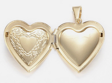 Load image into Gallery viewer, Large Floral Heart Locket
