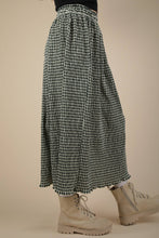 Load image into Gallery viewer, Urquhart Check Printed Pleated Midi Skirt
